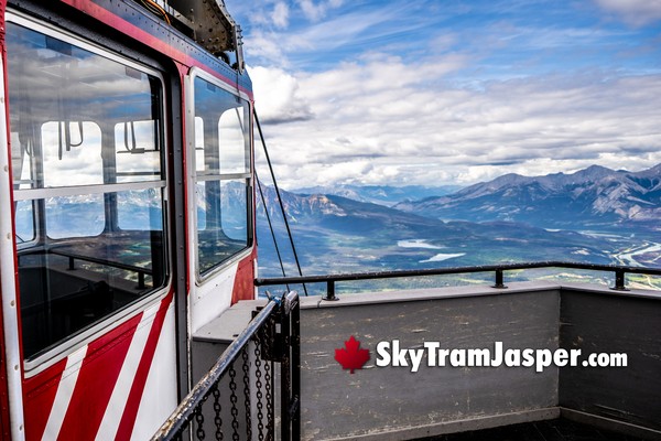 Jasper SkyTram Up Whistlers Mountain