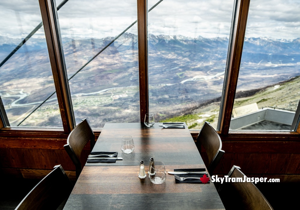 Dining with Athabasca River and Mountain Views