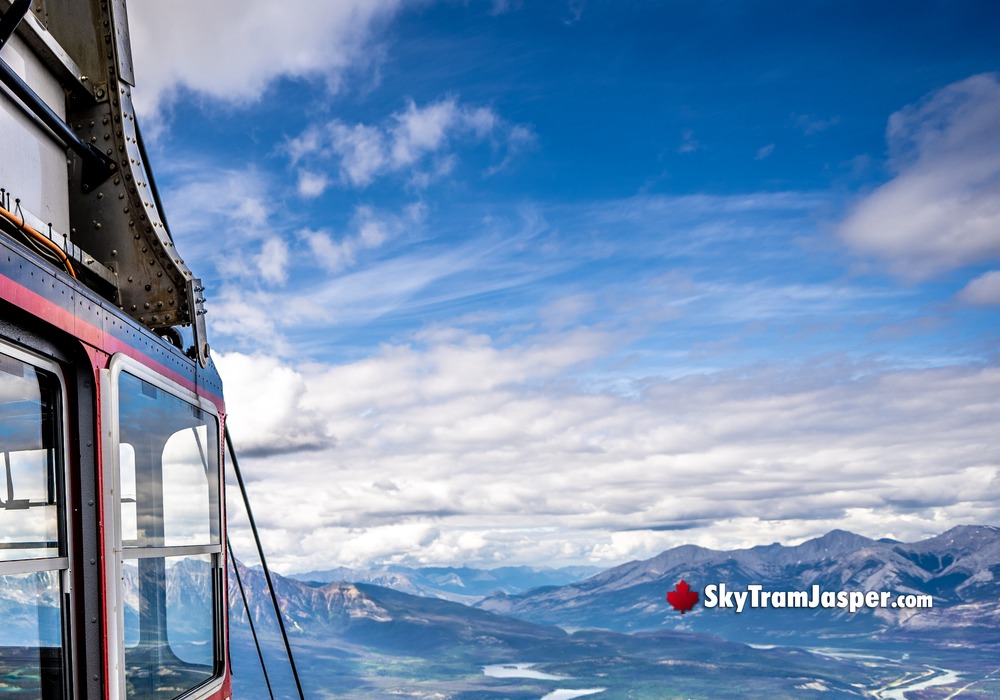 Upper Terminal SkyTram Amongst Mountains